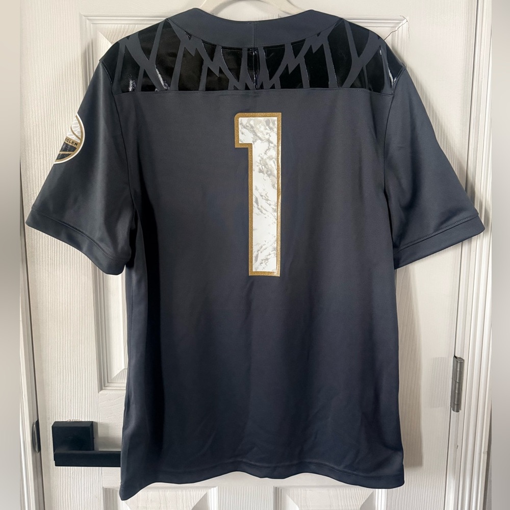 Nike Oregon Shoe Duck Men’s Jersey Number 1 New with tags - Picture 3 of 7